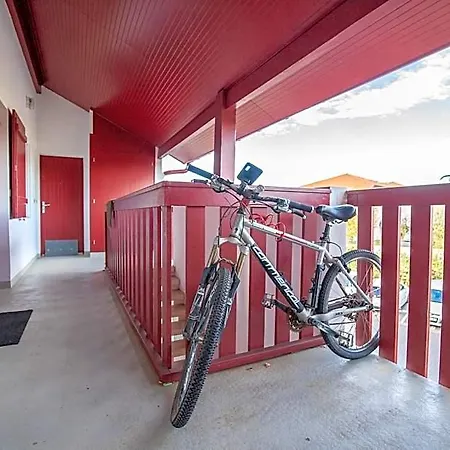 à 300 M De La Mairie Et Séjour chez l'habitant Bidart