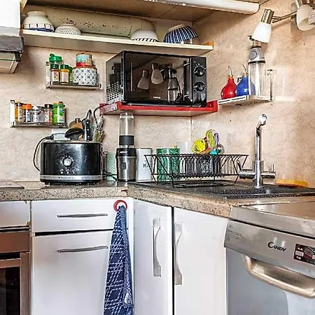à 300 M De La Mairie Et Séjour chez l'habitant *
